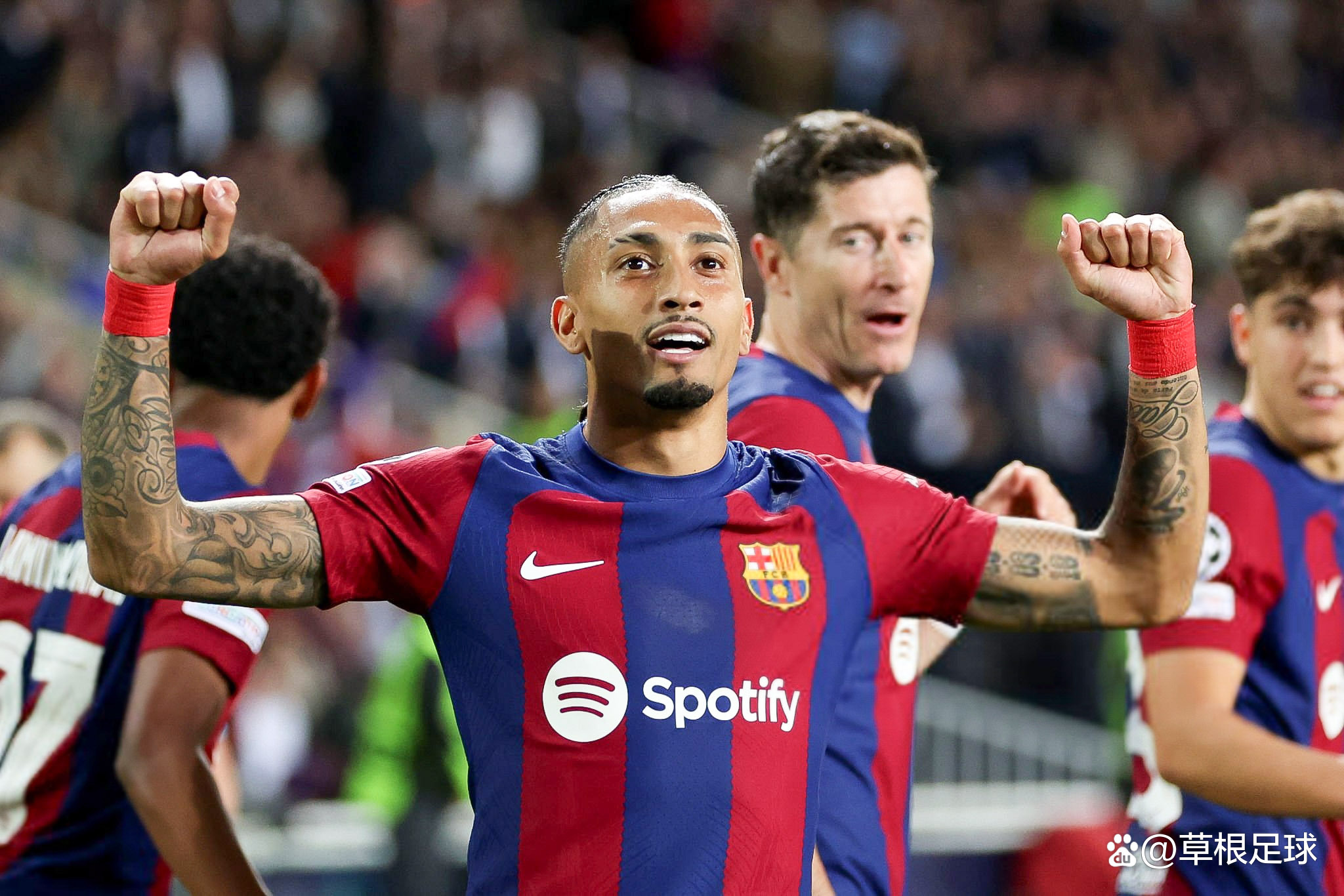 开云平台-集结日欧冠传出新动向；犹他爵士远射贴柱；管理层表态：气氛紧张；高层口径保持一致的简单介绍