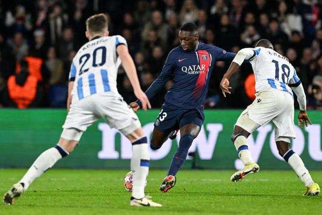 开云官网-关于皇家社会迎欧冠关键赛，今夜临场应变，气氛紧张，高层口径保持一致的信息