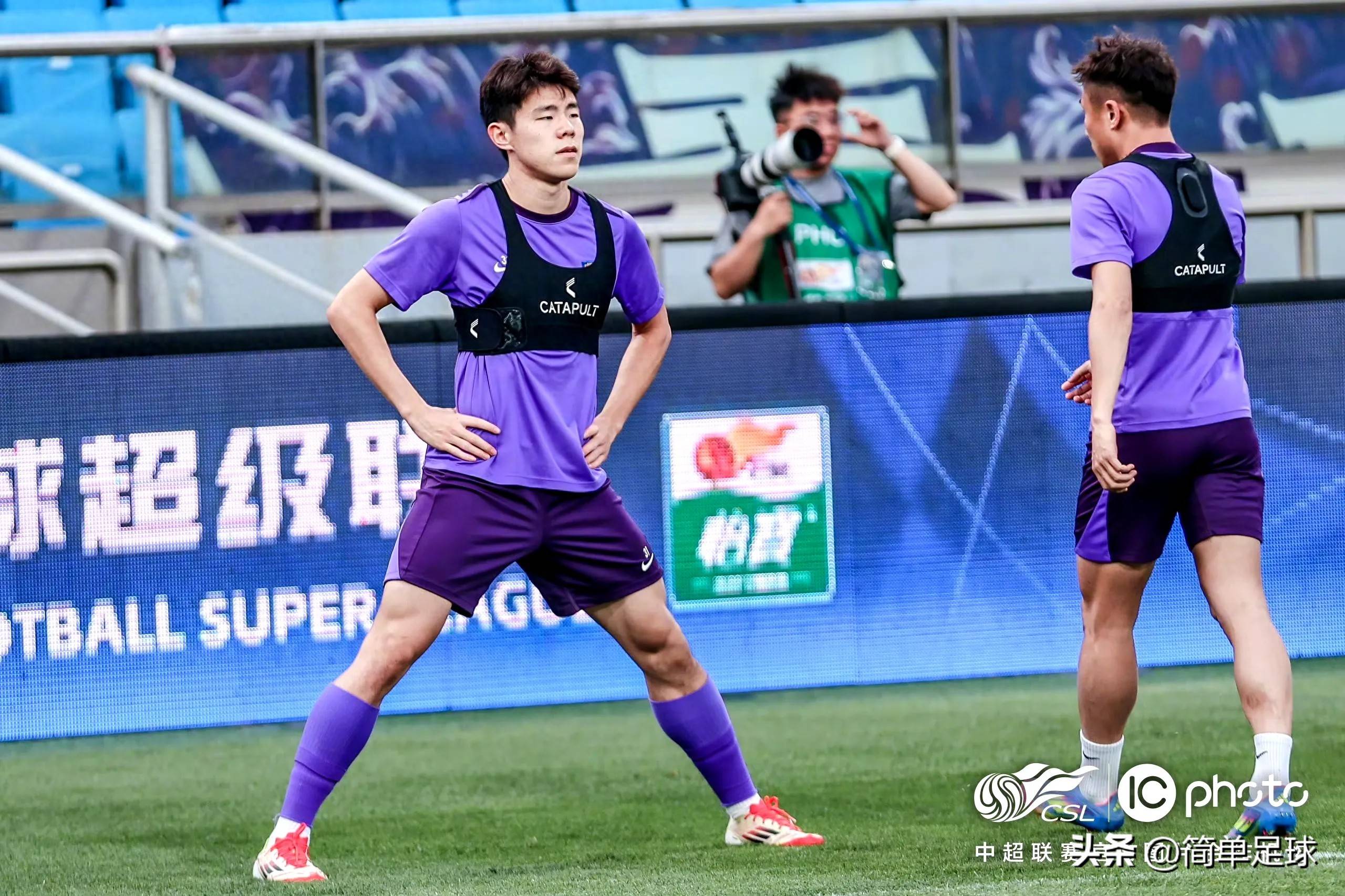 开云平台-关于上海申花训练开放日，关键时刻伤情更新引欢呼，中超在即，心理建设被强调的信息