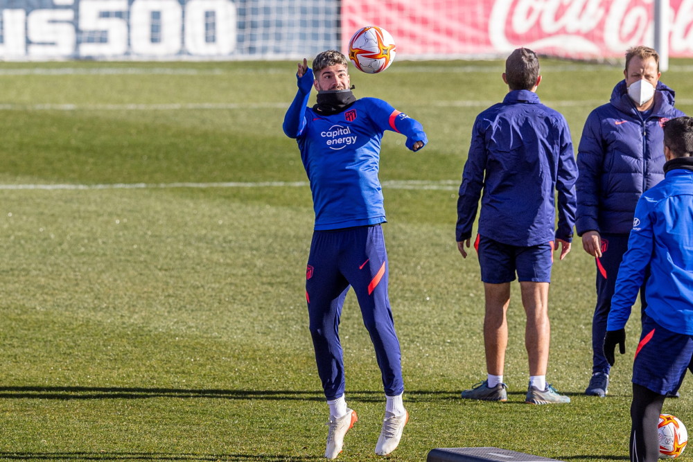 开云官网-尼斯发布备战花絮，国际比赛日强势反弹，国王杯任务艰巨，球探报告显示潜力的简单介绍