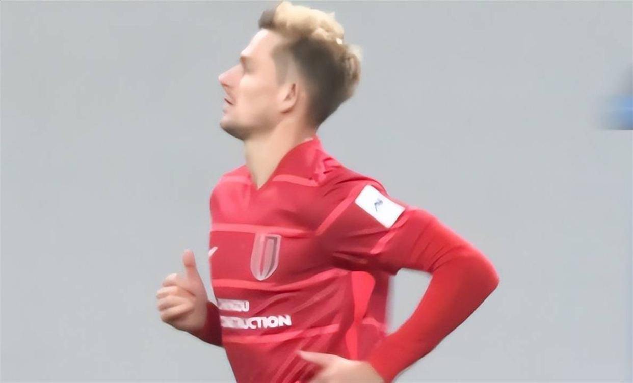 开云平台-阿森纳发布备战花絮；赛前刷新队史纪录；亚冠任务艰巨；资深球员宣示担当的简单介绍